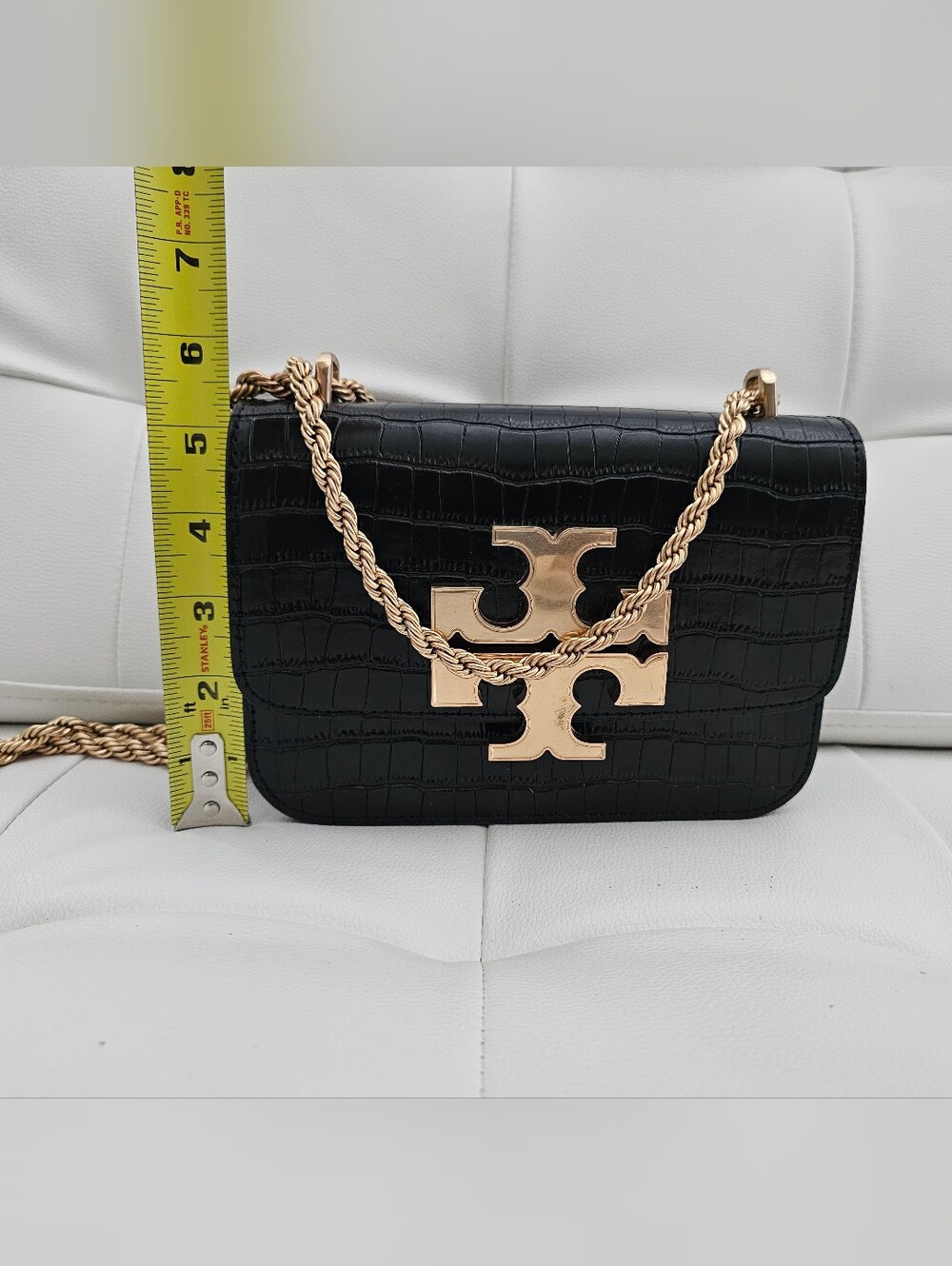 Authentic Tory Burch Black Croc-Embossed Crossbody with Gold Logoa - Picture 14 of 15